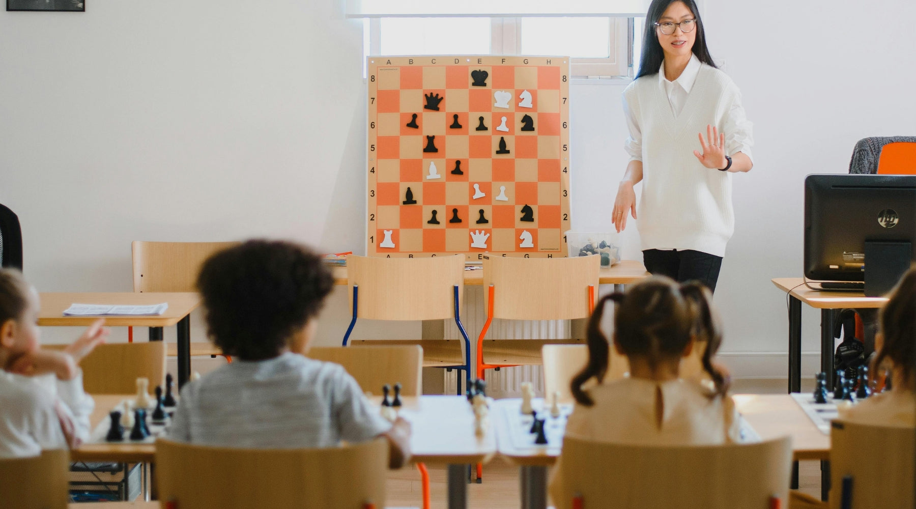 How to Choose the Right Chess Coach: A Complete Guide