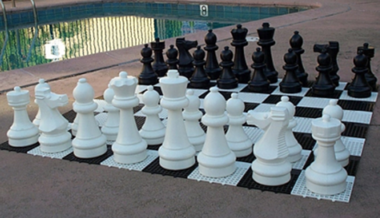64cm Large Garden Chess set | schools