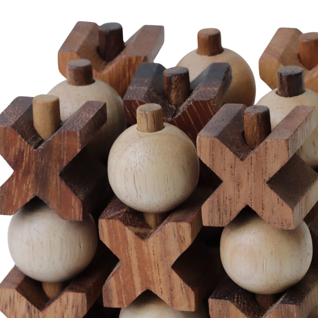 Noughts &amp; Crosses | 10cm | 3D | Solid Wood