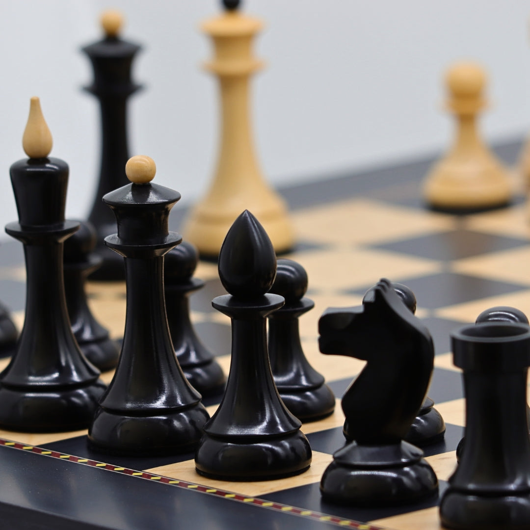 THE QUEEN’S GAMBIT | Official Wooden Chess Set | 50 mm Squares