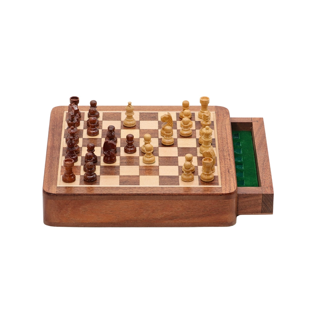 Travel Chess Set | Wooden | Magnetic | 18cm